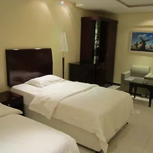 Al Salam *** Riad